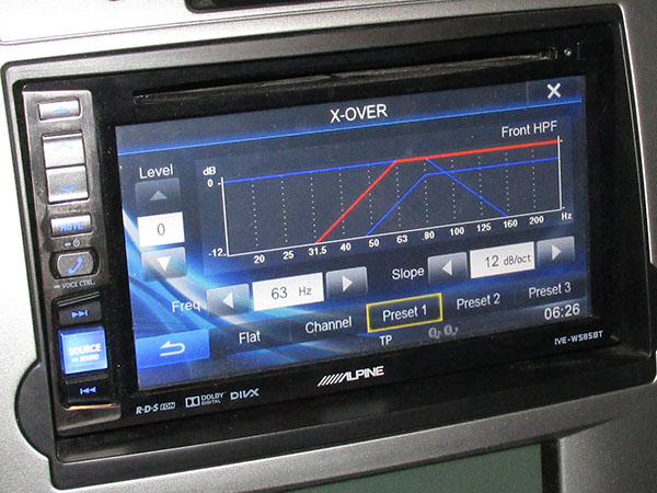 Настройка фильтра HPF для фронтальной акустики Alpine IVE-W585BT Настройка фильтра HPF для фронтальной акустики Alpine IVE-W585BT