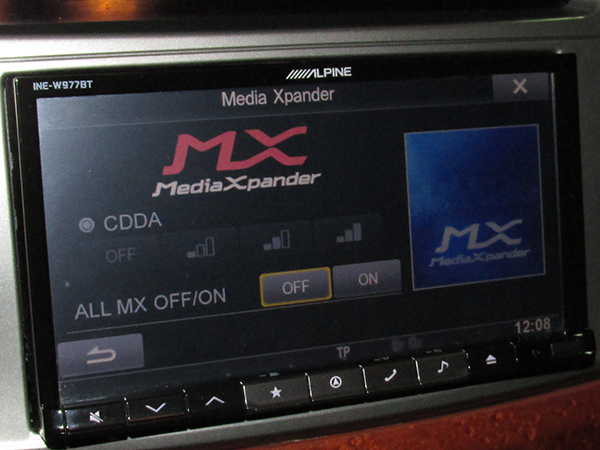 Настройка «Media Xpander» в Alpine INE-W977BT Настройка «Media Xpander» в Alpine INE-W977BT