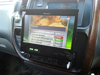 Фотография установки магнитолы Pioneer AVH-P6300BT в MMC Delica