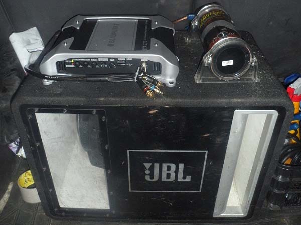blaupunkt gta-475 схема подключения Схема подключения усилителя blaupunkt gta 475.