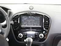 Фотография установки магнитолы Pioneer AppRadio 2 SPH-DA100 в Nissan Juke