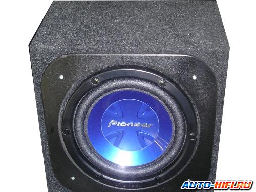 Сабвуфер в закрытом корпусе Pioneer TS-W251R box Сабвуфер в закрытом корпусе Pioneer TS-W251R box